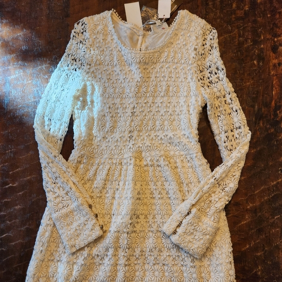 NWT Fate Crochet Lace Dress Women's White M Long sleeve button back - Picture 1 of 14